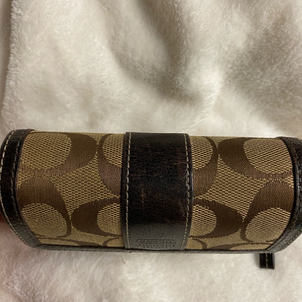 Coach Wallet - Picture 3 of 8